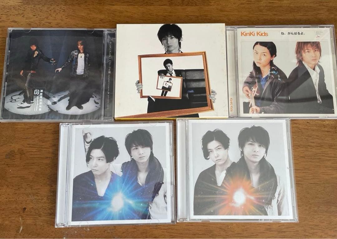 ★最終値下げ！KinKiKidsシングルCD33枚＋公式写真