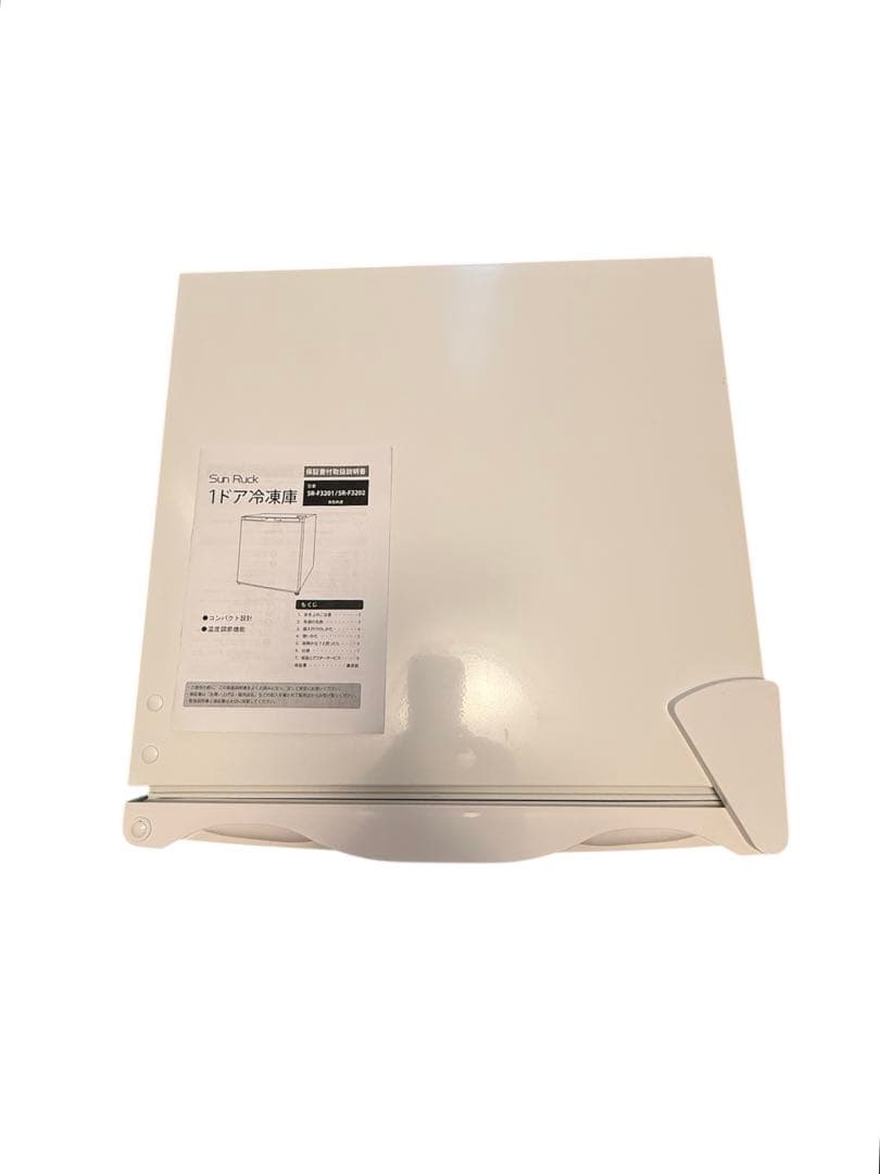 【新品未使用】1ドア冷凍庫 32L SR-F3202W