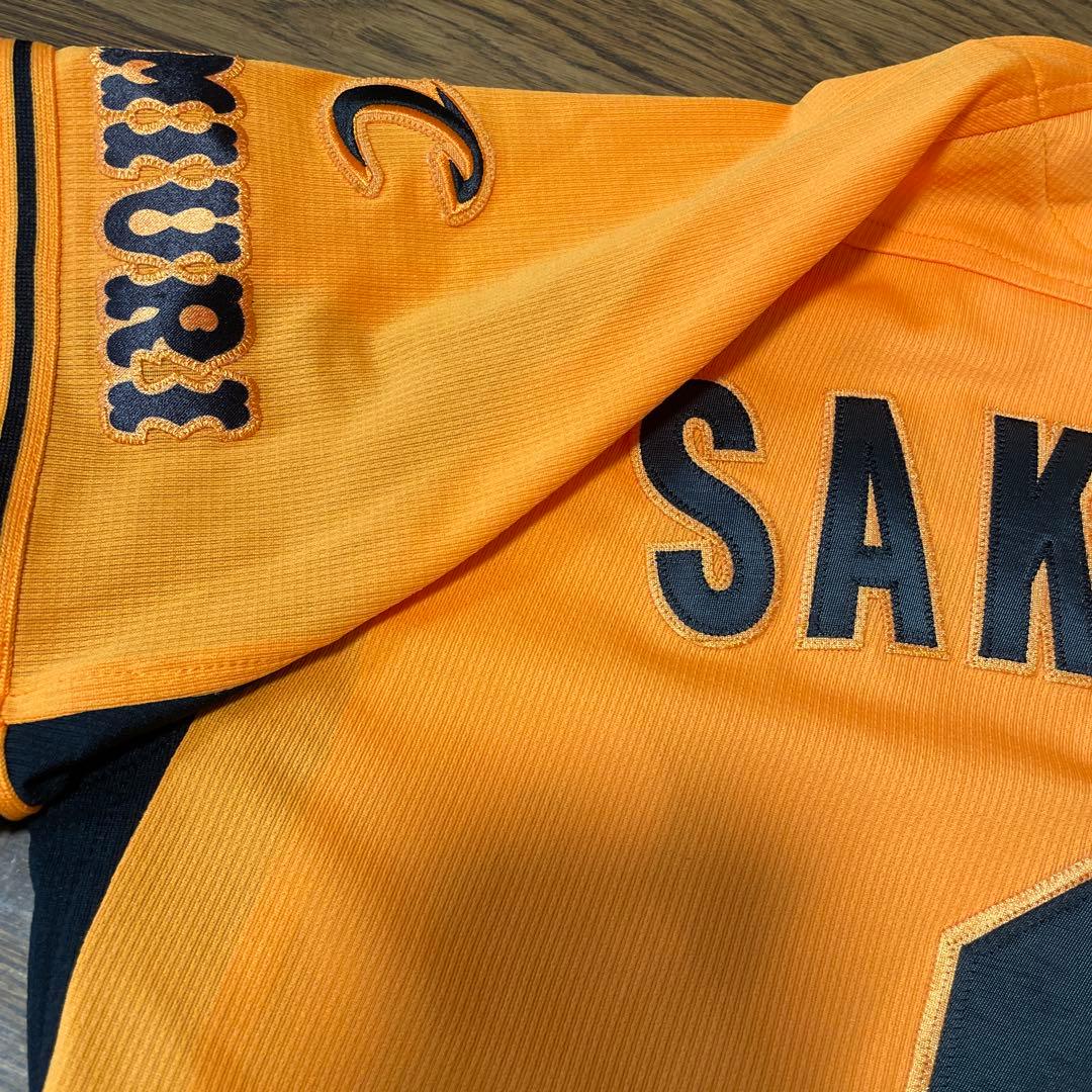 ジャイアンツ オーセンティックユニフォーム 優勝エンブレム付き 坂本勇人