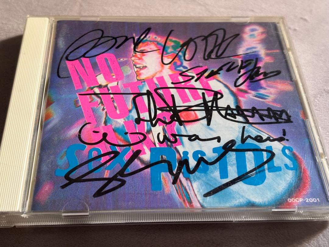 レア　Sex Pistols 直筆サインCD セックスピストルズ　パンクpunk