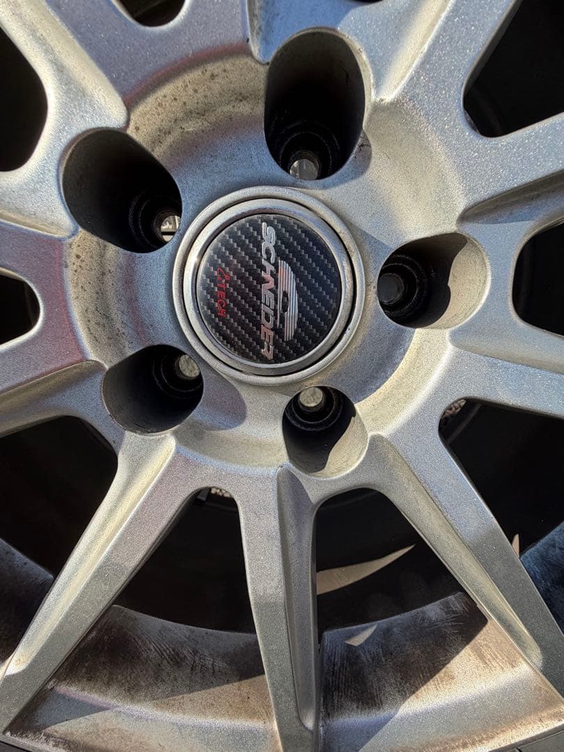 スタッドレスタイヤ　ホイールセット 4本215/60R17