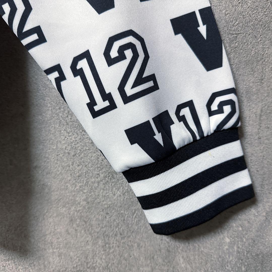 V12 ヴィトゥエルヴ ジップパーカー ジャケット 総柄 ロゴ ホワイト L