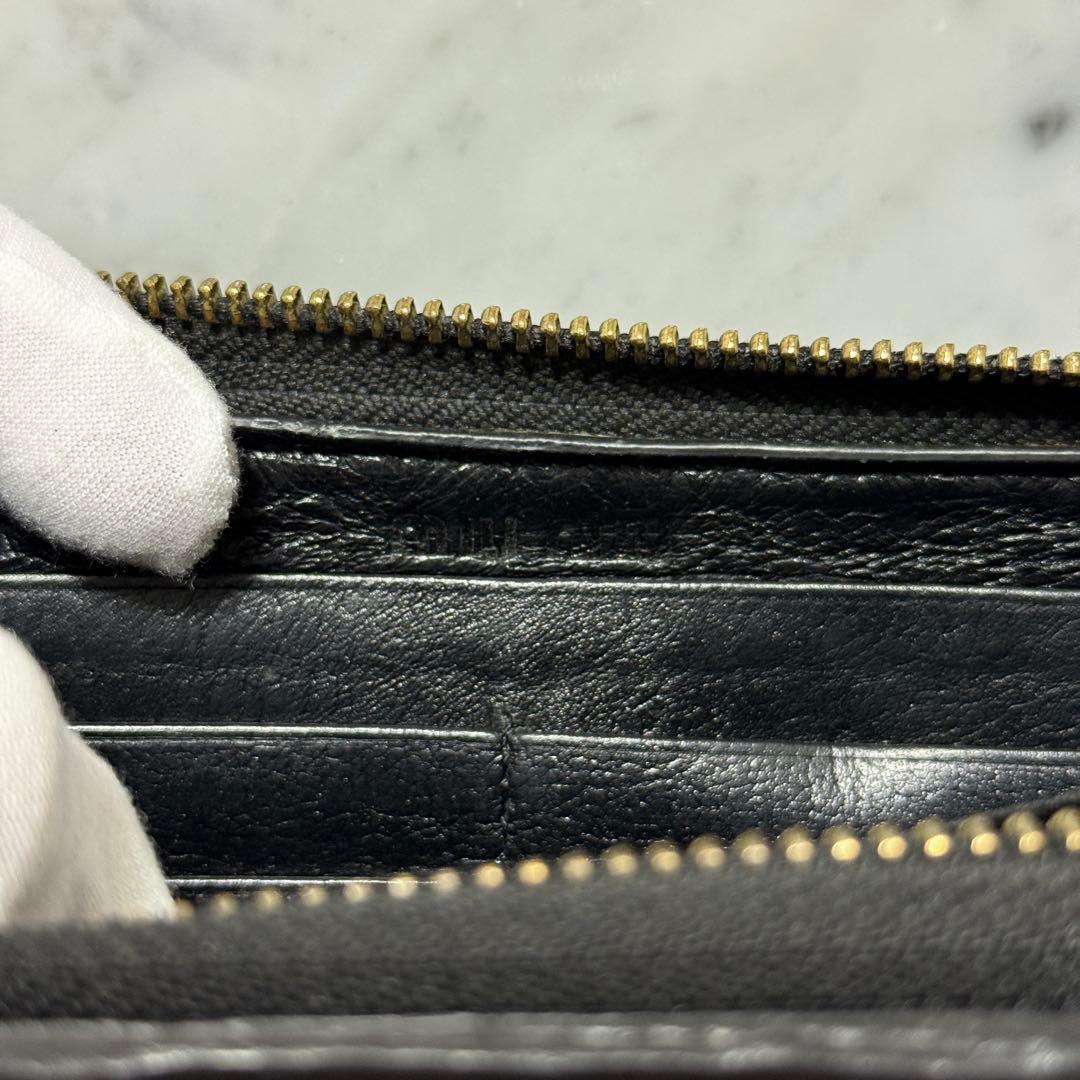 MIUMIU ミュウミュウ 長財布 ブラック 黒 キルティング ジップ ロゴ