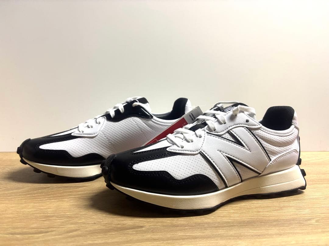 未使用 24cm D ニューバランスゴルフシューズ WGS327AF ホワイト