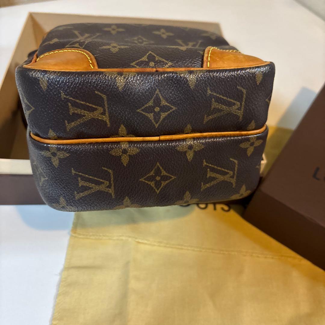 ルイヴィトンアマゾン