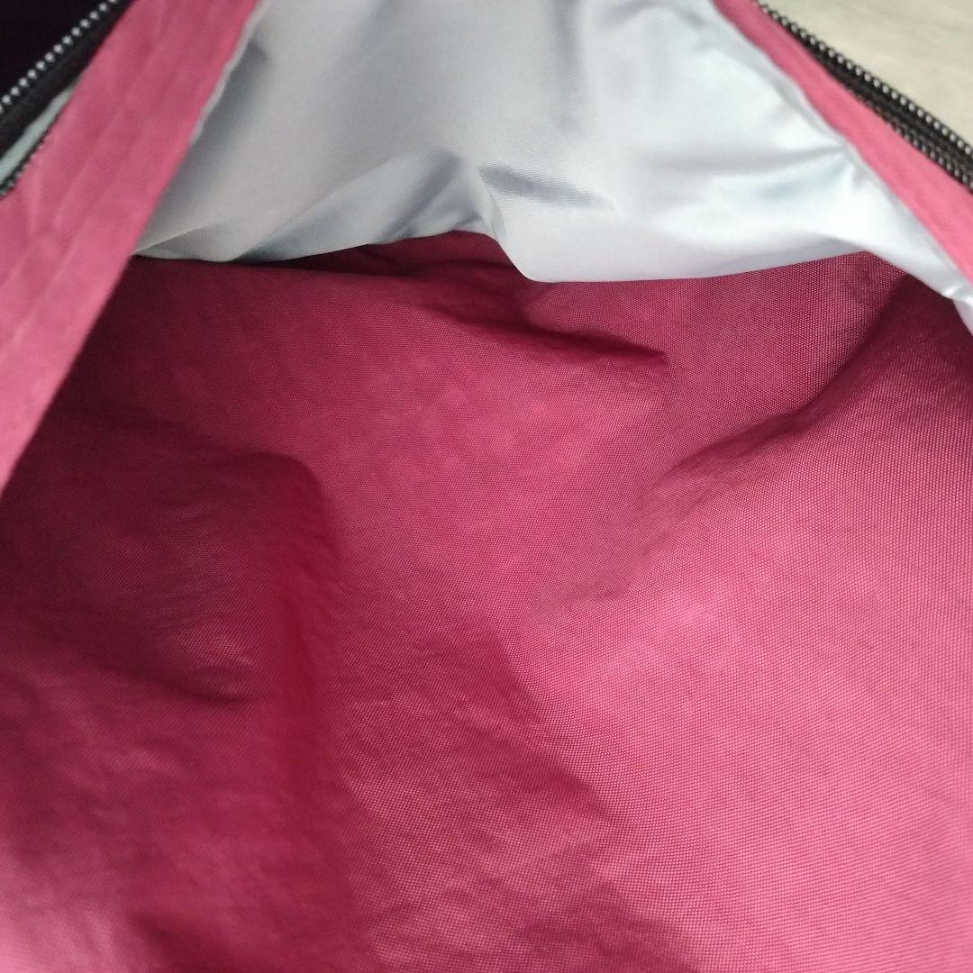 【美品】ヘルシーバックバッグ　ビッグバッグ　ルビー　赤紫　ワインレッド