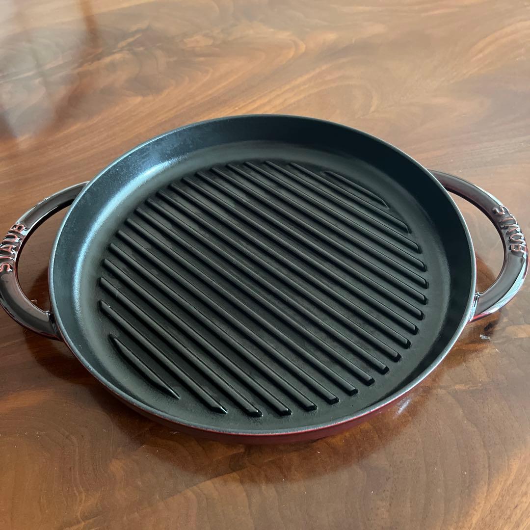 最終値下げ　STAUB グリルパン　26 グレナディンレッド