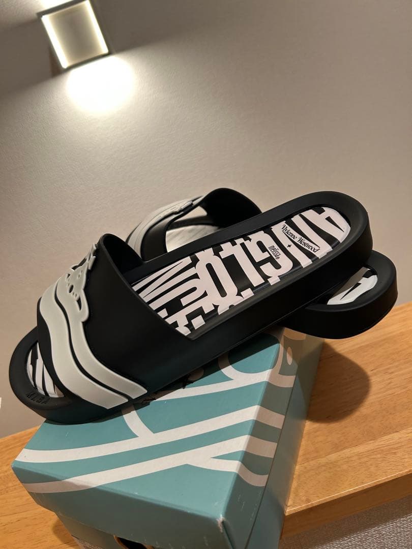 Vivienne Westwoodヴィヴィアンウエストウッドメリッサ26.5㎝