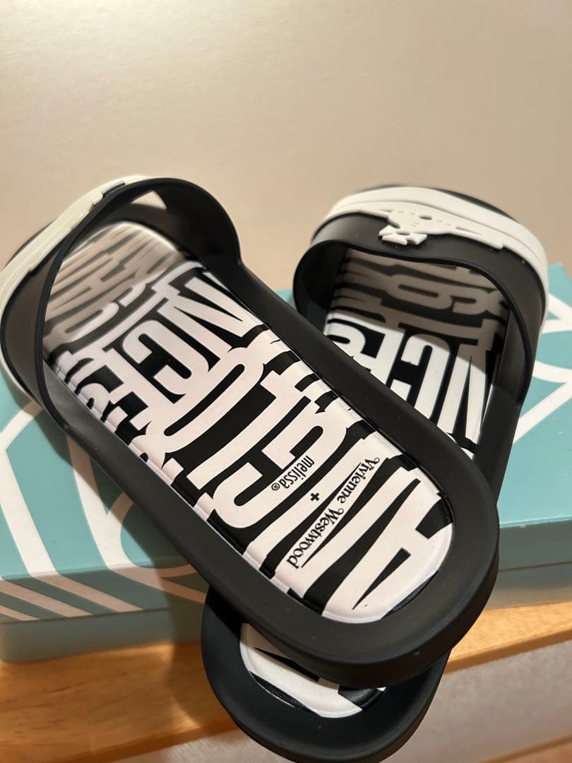 Vivienne Westwoodヴィヴィアンウエストウッドメリッサ26.5㎝