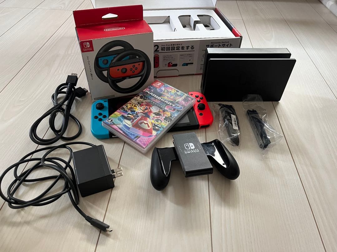 Nintendo Switch 本体　マリオカート8デラックス付オマケ付