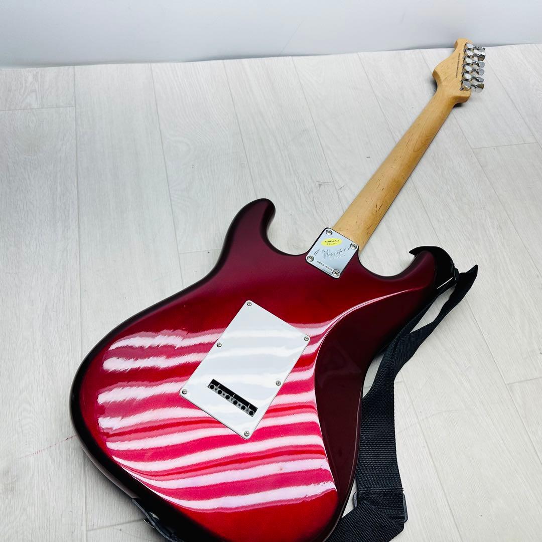 MAVIS メビウス エレキギター