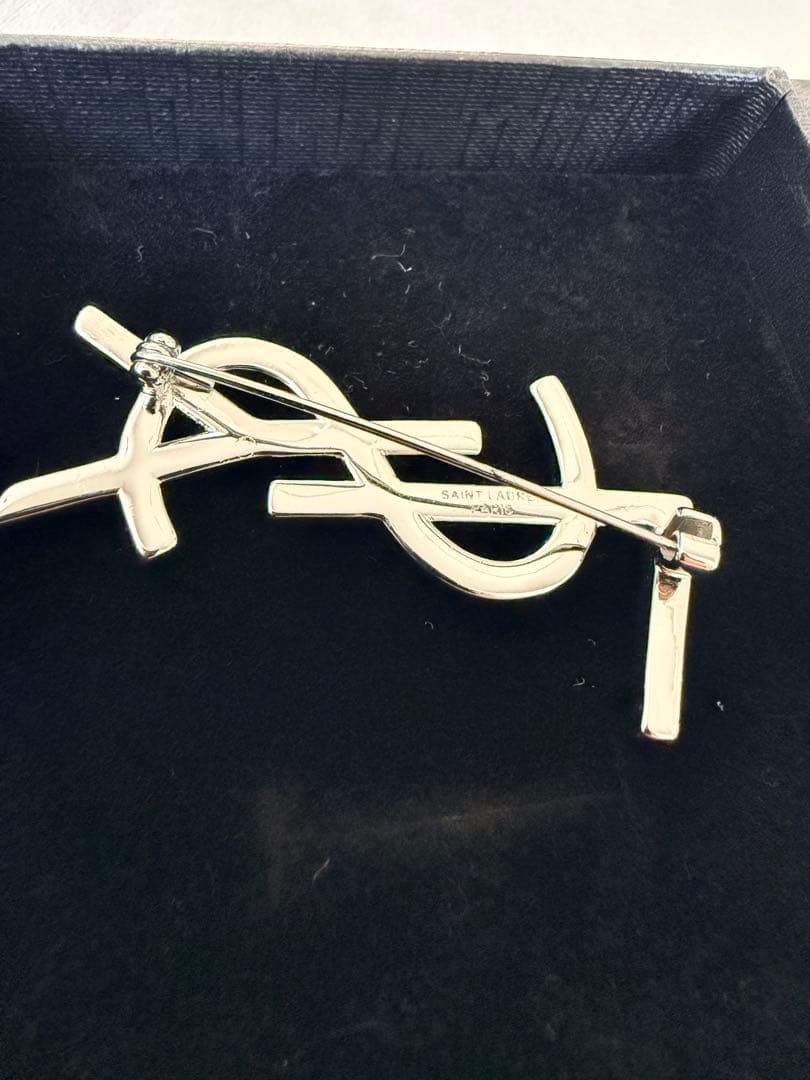 SAINT LAURENT ブローチ