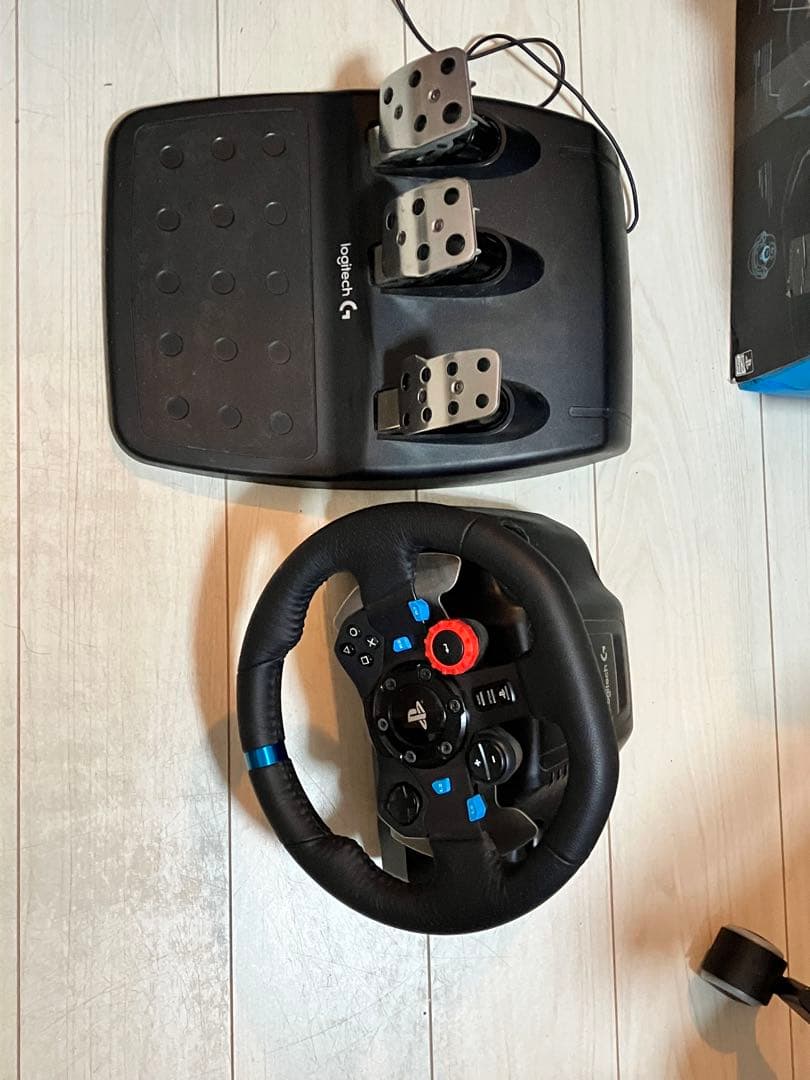 Logicool G29 Driving Force ステアリングペダル電源