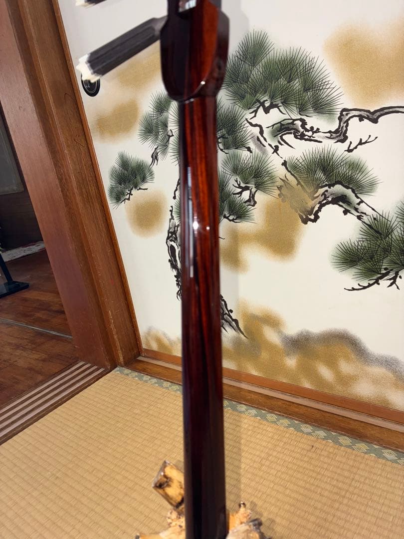 沖縄三線！黒木！上質黒檀！ユナー型 ！本蛇皮　本張り【一枚張り】