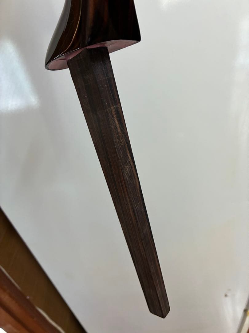 沖縄三線！黒木！上質黒檀！ユナー型 ！本蛇皮　本張り【一枚張り】