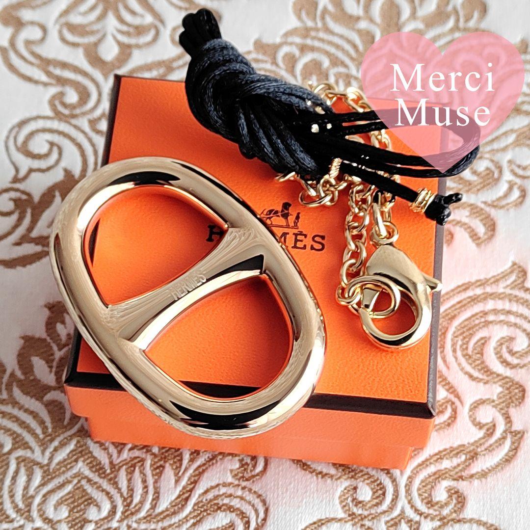 ❤未使用品❤スカーフリング大 シェーヌダンクル ゴールド金具 エルメス チャーム