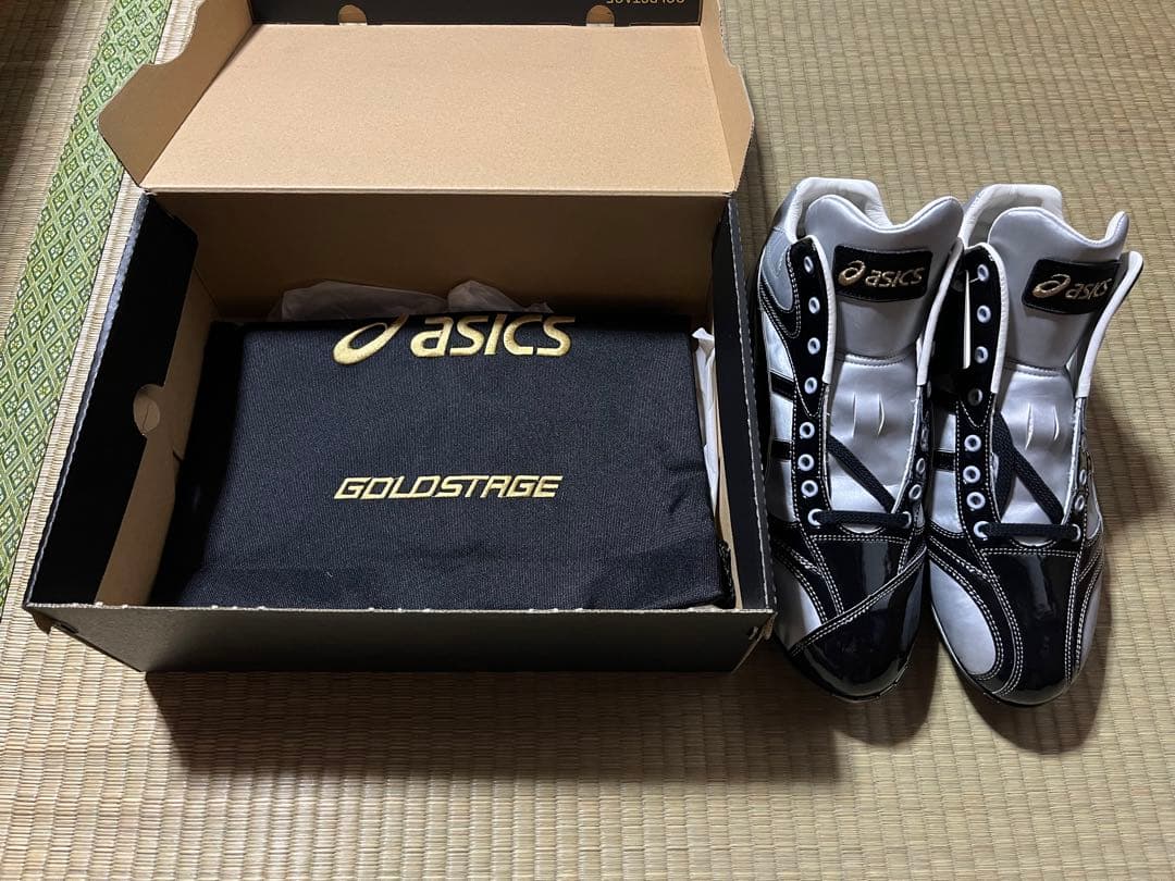 おのけん asics アシックス GOLDSTAGE スパイク 28㎝
