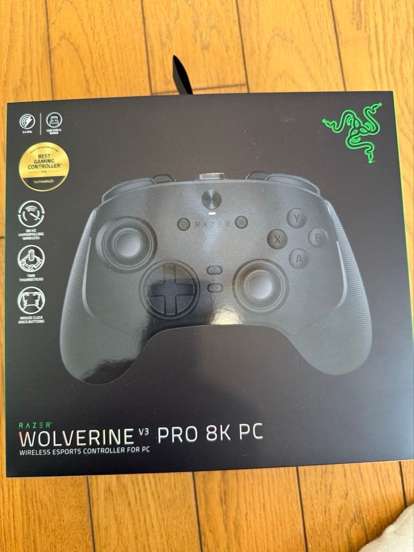 グエン　Razer Wolverine V3 Pro 8K PC