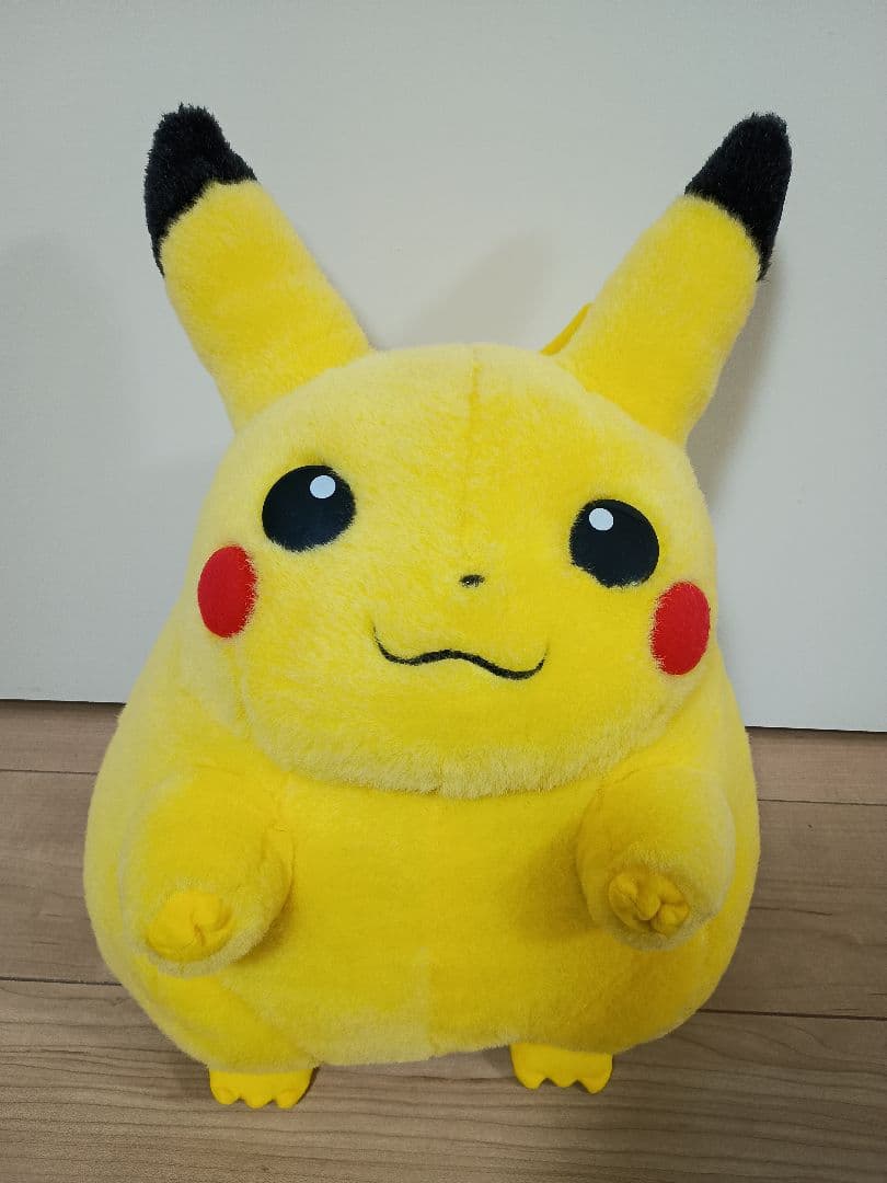 ポケモン ピカチュウ ぬいぐるみ 等身大 初期 TOMY