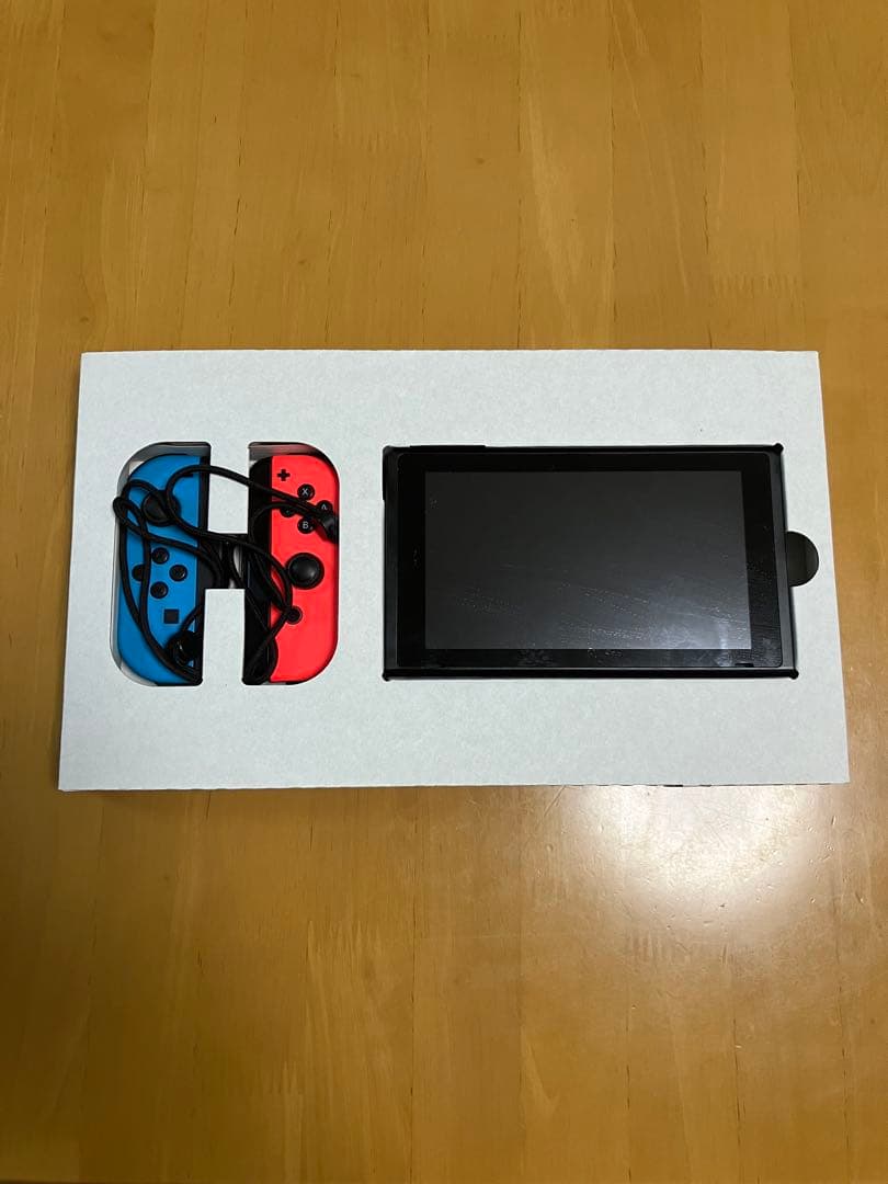 Switch本体 /ゼルダ(ブレス)/ゼルダ(ティアーズ)/マリカー桃鉄/他2本