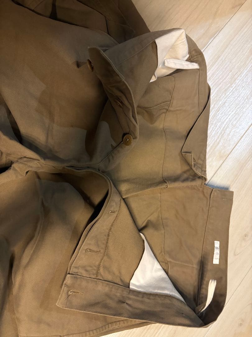 【売り切り】コモリ COMOLI チノパン　サイズ2