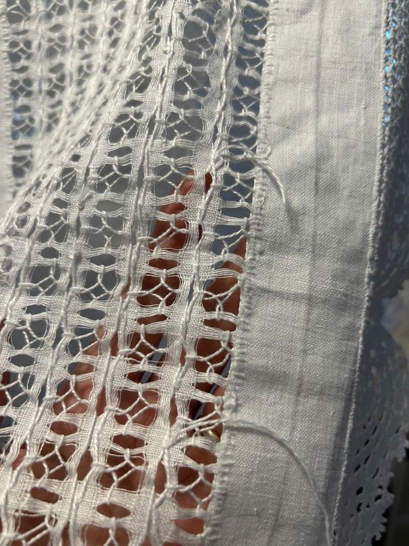 ヴィンテージ　刺繍レース　テーブルクロス　イギリス製