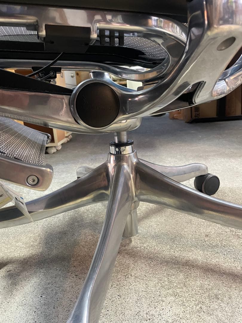 エルゴヒューマンプロ オットマン内臓　 メッシュ