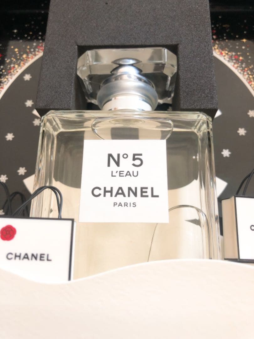 【シャネル N°5 シアター コフレ2019】