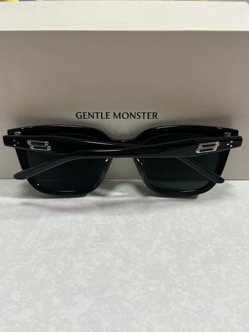 お値下げ❣️ \ジェントルモンスター/ 箱付き❣️