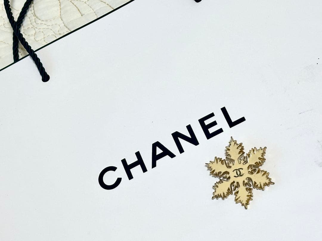 シャネルCHANEL雪の結晶ブローチ☆訳ありスノーフレークヴィンテージゴールド