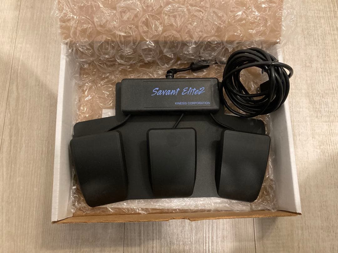 フットスイッチ トリプル　Kinesis Savant Elite2