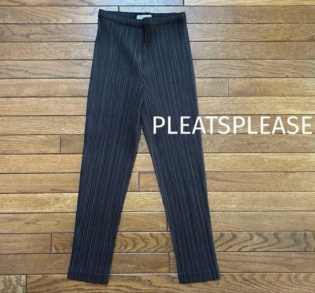 ISSEYMIYAKE プリーツプリーズ　クロップドパンツ　濃ブラウン　美品