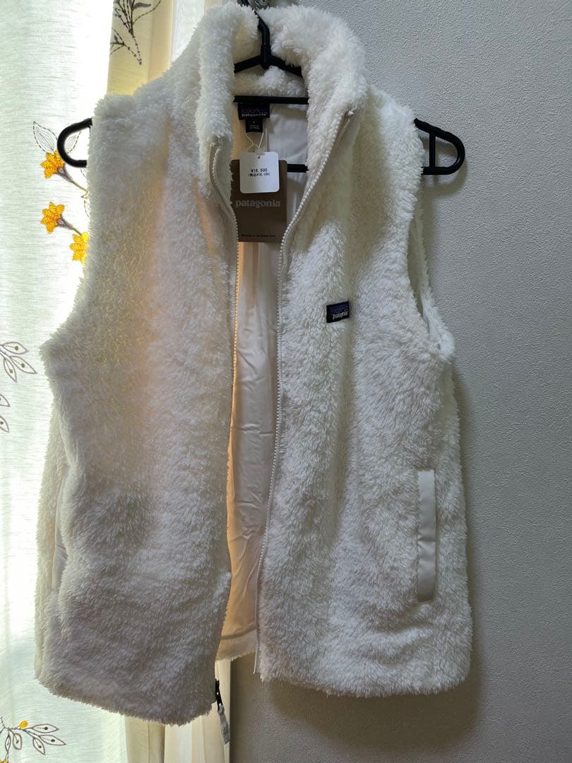 【新品タグ付き】パタゴニア　ベスト　ウィメンズロスガトスベスト