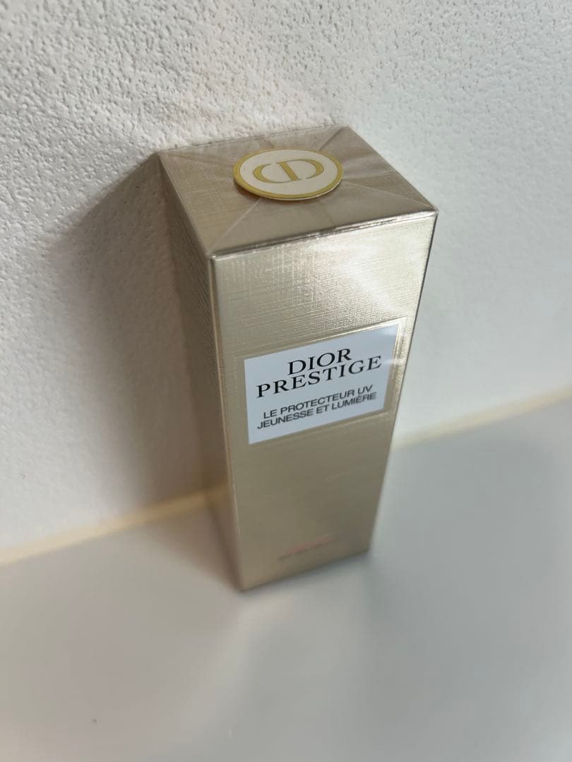 新品未使用Dior プレステージUVプロテクター シアーグロー