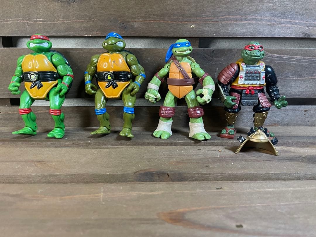ミュータント・タートルズ アクションフィギュア 4体セット90→80