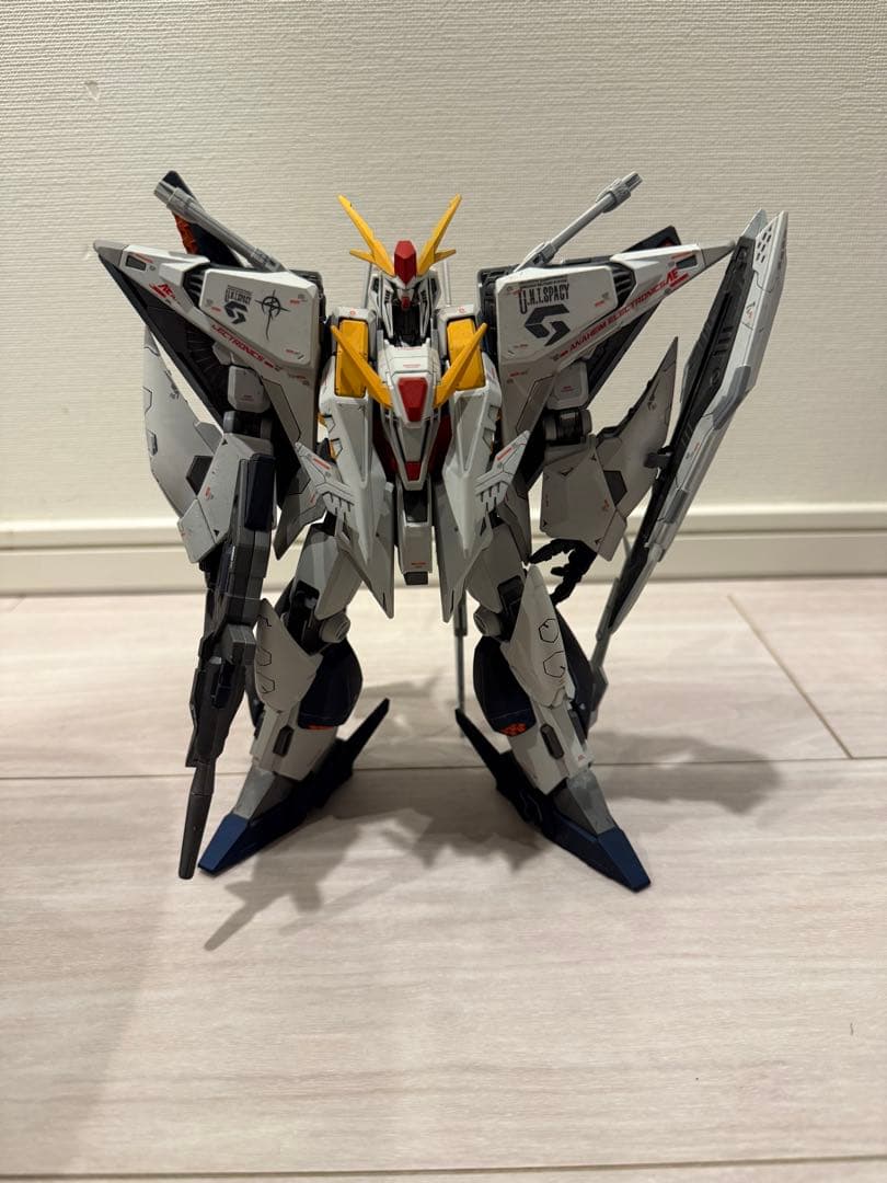 HG　ペーネロペー クスィーガンダム 塗装完成品