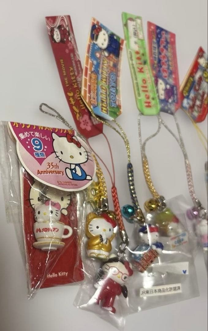 ハローキティ　キティ　ご当地　根付け　ストラップ　まとめ売り　ごくせん　東京駅