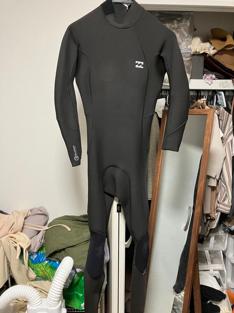 ビラボン　2022製Billabong ウェットスーツ 黒 3×2㎜　フルスーツ