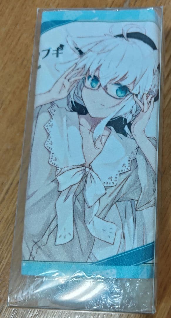 ホロライブ　白上フブキ　眼鏡執事 eyemirrorコラボグッズ　眼鏡