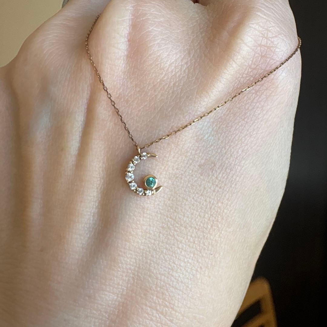 カプチーノ様　ヴァンドーム青山　k10 ダイヤ　エメラルド月ネックレス 箱付き
