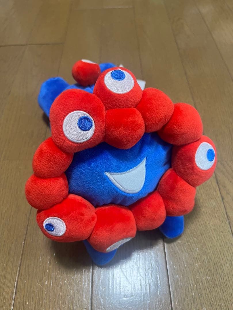 新品　ミャクミャク這型ぬいぐるみ M 這い型