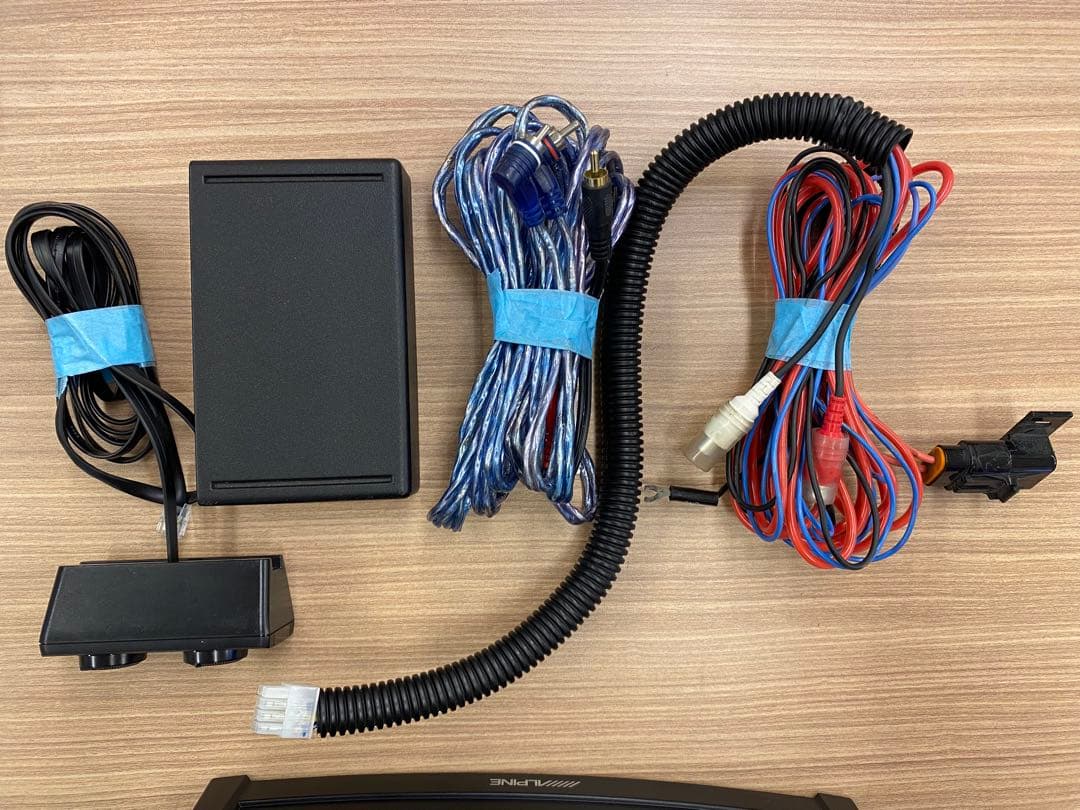 ALPINE アルパイン サブウーファー SWE-1200 付属品 RCA
