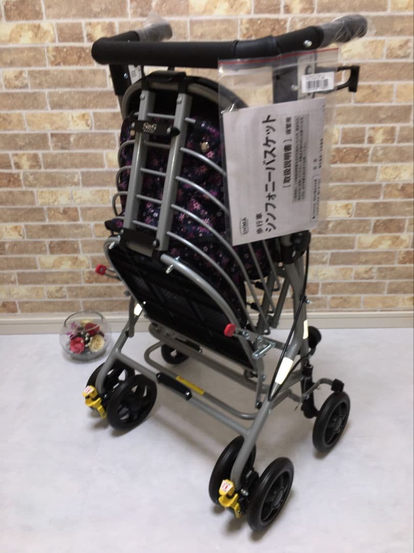 ✨️値引き可能✨️シンフォニーバスケット　花柄　新品未使用　シルバーカー