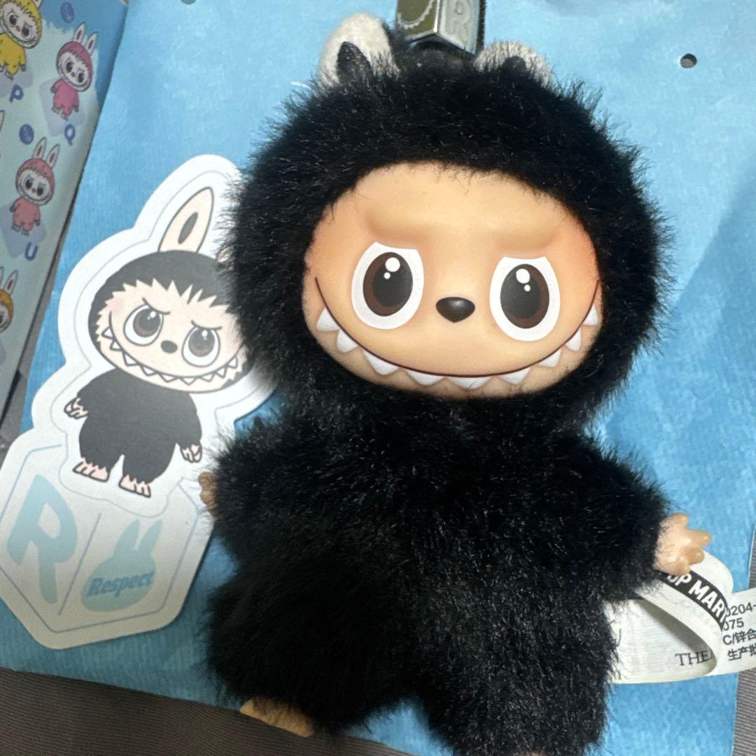 POPMART PIN FOR LOVE ぬいぐるみ ラブブ イニシャル　R r