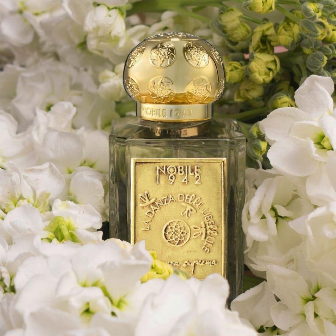 ダンザ・リベリュール フラグランツァスプレマ ノービレ1942