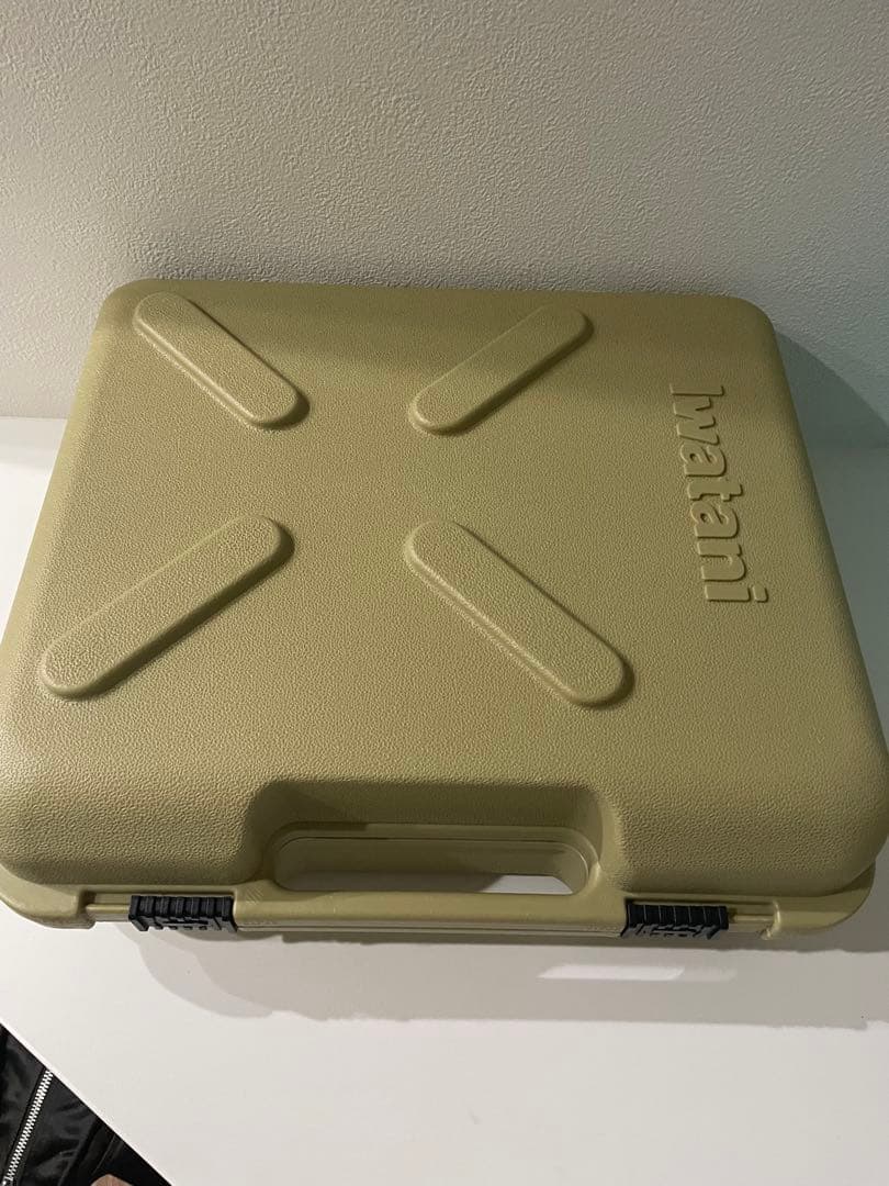 イワタニ　アウトドアカセットコンロ ベージュ