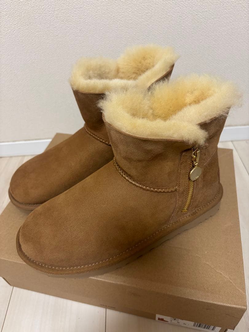 靴 ugg bailey zip mini