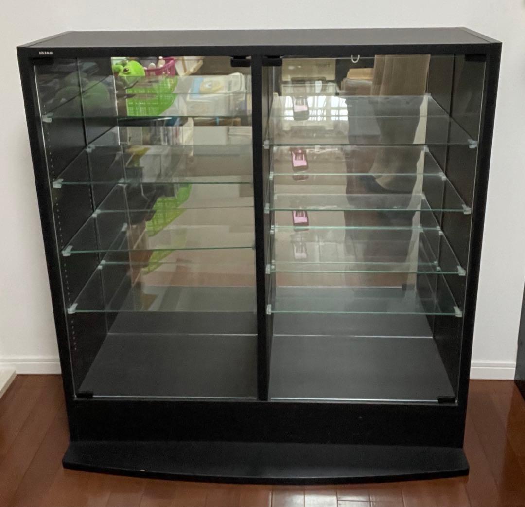 ディスプレイ　キャビネット　コレクション　フィギュア　飾り棚　食器