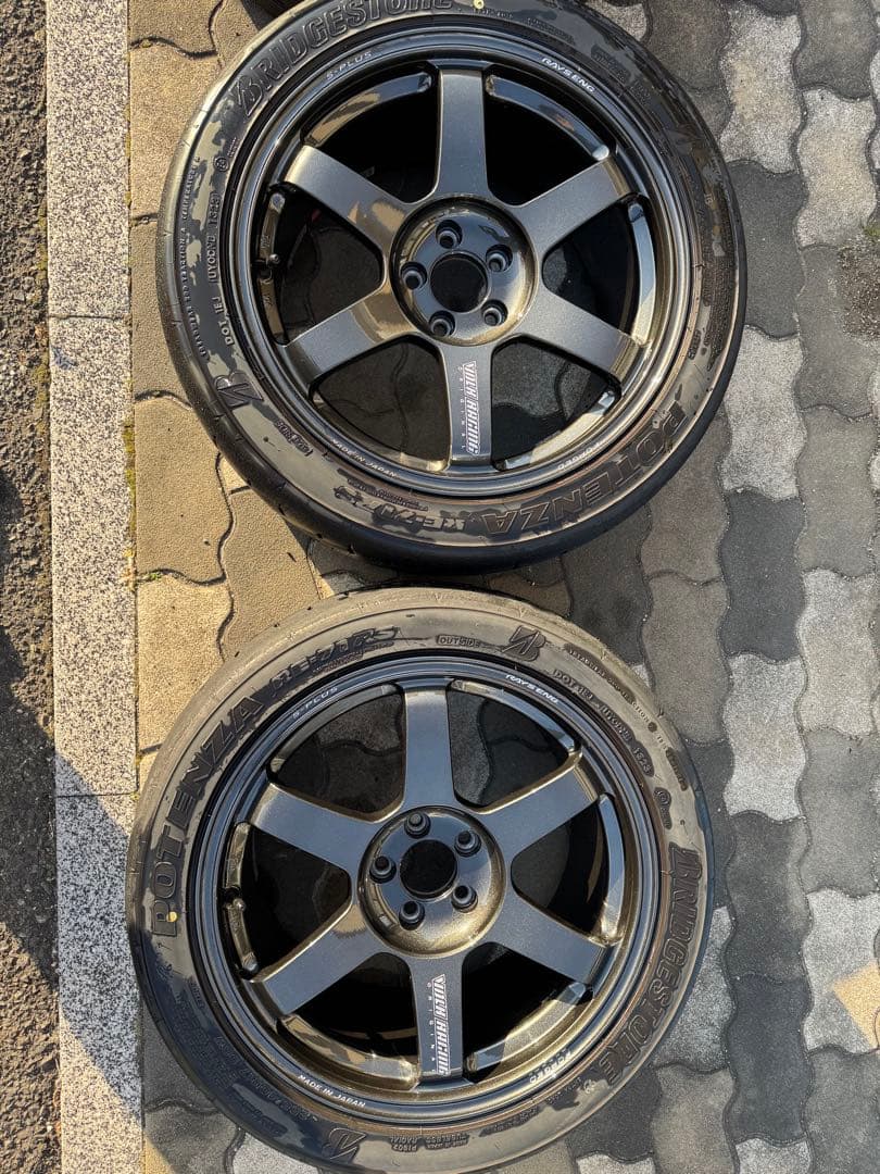 TE37 SAGA S-plus 17インチ