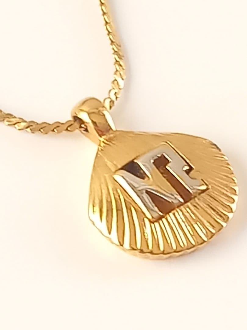 ば*ぁ様 NINA RICCI ニナリッチ NRロゴ ネックレス